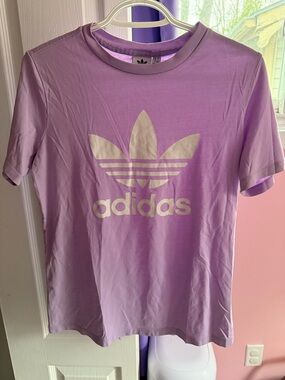 adidas t-shirt